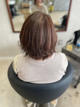 レーヴェ(Lowe) ミディアムパーマ