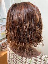 アウラ(AURA)&nbsp;ショートパーマ韓国パーマデジタルパーマコテ巻きパーマ