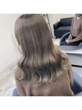 エル(elle.) ash color