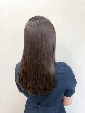 ヘアアンドメイク エジェリ(hair&make egerie) 【トリートメント/oggiotto/艶髪/20代/30代/40代/50代】