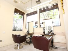レゴリスヘアークリエイティブブランド(Regolith hair creative brand)の雰囲気（カットスペース）