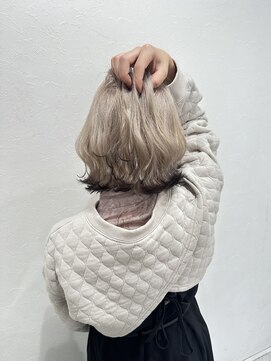 ヘアーバイフォーク 琴似店(Hair by VORK) ホワイトベージュ×ラインカラー