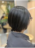 ショートボブ