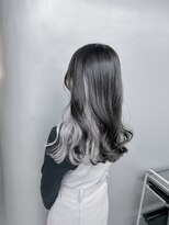 サイ アオヤマ(sai AOYAMA)&nbsp;インナーカラー/イヤリングカラー/韓国風ヘア/グレージュ