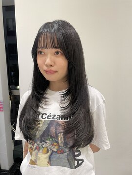 エアー 銀座タワー(AIR) 黒髪でも重く見えないレイヤーロング