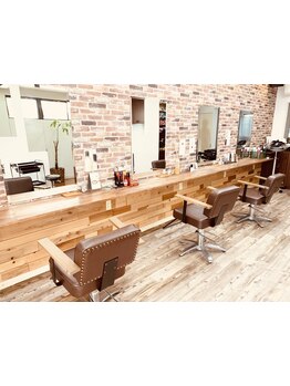 【SEE/SAW取扱い】大人女性の美しさを引き出すマンツーマンサロン。艶と癒しを叶える上質なひとときを―