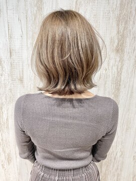 ルセット(Ruset) くびれボブ/レイヤーボブ/レイヤーカット/グレージュ/20代30代