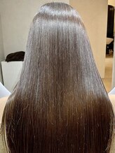 《髪質改善カラーでダメージ軽減》カラーでも髪を綺麗に♪何度も使えるクーポンでキレイのお手伝いを♪