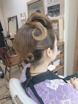 ロカット サロン(Roquat Salon)&nbsp;お祭り夜会巻き風アレンジ【ヘアアレンジ　立川/立川南/袴】