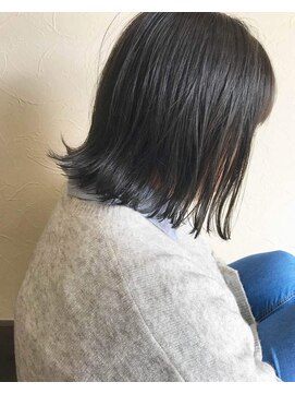 ヘアーデザイン ルシア(Hair Design Lucia) 外はねボブ×ダークサファイア