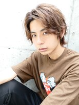 フィフス(fifth) センターパートウルフヘアツイストスパイラルパーマツーブロック