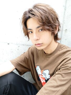 フィフス(fifth) センターパートウルフヘアツイストスパイラルパーマツーブロック