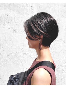 バトン ヘアケア アンド デザイン(baton hair care & design) オシャレ大人ショート♪横からのシルエットもキレイ♪