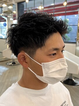 グラマシー アレックス(Gramercy alex) 前上がりアップバングショート20代30代40代50代