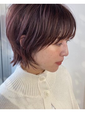 ロカ(roka) 顔まわりレイヤーショート×ピンク系カラー　20代30代40代50代