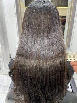 エスカーラ 表参道(THE ESCALA) @aidaman321/セクションカラー/ペールベージュ/外ハネボブ/