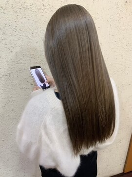 イーストハムアール(EAST HAM r) 透明感グレージュ×艶髪ストレート