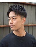 アップバングツーブロック束感ショート