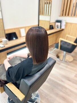 ココネ(cocone) ネオメテオストレート×切りっぱなしスタイル