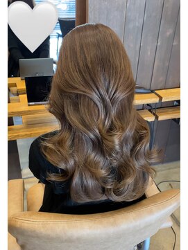 ロンドルーナ 岐阜(Lond Luna) レイヤーカット/韓国/ヨシンモリ/ダブルカラー/ブリーチ