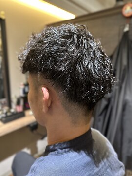 エクファフォーメン(EX-FA FOR MEN) ベリーショート/ダークアッシュ/ニュアンスパーマ/韓国マッシュ