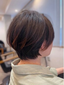 ヘア カフェ クマ(Hair×Cafe KUMA)の写真/骨格・髪質に合うカットでキレイ長続き！自宅でのお手入れも簡単で、自分の髪がもっと好きになれる♪