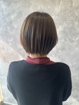 ザ ラブズ ラフズ ヘアー 本店(the loves laughs hair) 愛されショートボブ/白髪ぼかし/艶カラー