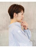 30代40代耳掛けマッシュショートマロンブラウンひし形レイヤー