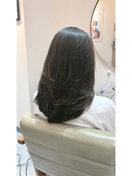 ロウバイレボ 柏(lou by revo) ミディアム/韓国風/レイヤーカット/顔回りカット/柏駅