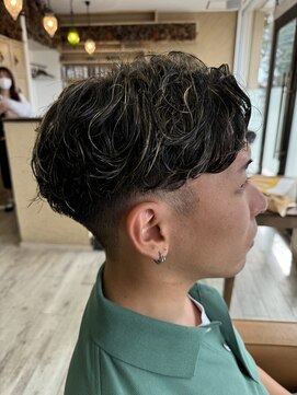 ヘア ロンドン カフェ(HAIR LONDON CAFE) センターパートラフカール