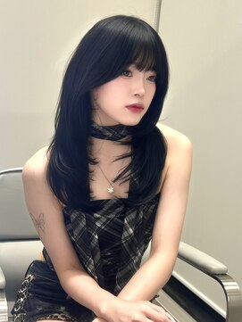 パルス ヨコハマ(PULSE yokohama) ミディアムレイヤーウルフハッシュカット内巻きワンカール