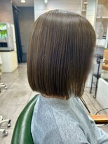 スリーオオテマエ(three. Otemae)&nbsp;夏っぽオリーブベージュ