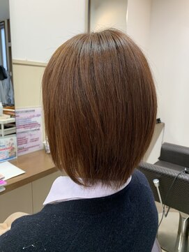 コアフィールフィス(COIFFURE fils) 《見附　今町》伸ばしかけショート　オレンジ×アッシュカラー
