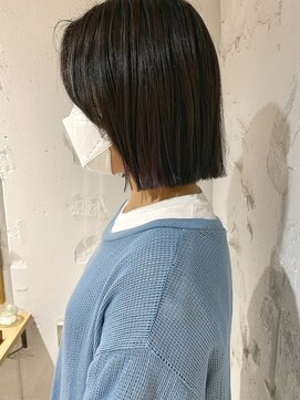 コフィー バイ メルト 吉祥寺(cofy by melt) 【三ツ井純】外国人風20代30代大人ボブ パツンと切りっぱなし