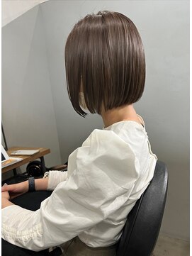 モノトーン(MONOTONE) きりっぱなし