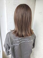 ムーンジェジェ(moon jeje)&nbsp;ハイトーンでも艶っぽいアッシュ×外はね★藤原