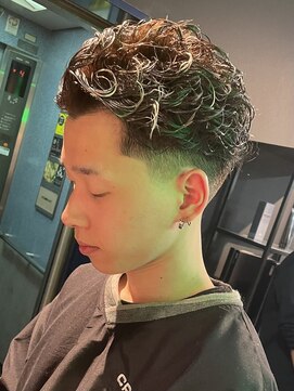 スキル(SKILL) フェードオールバック スキンフェード