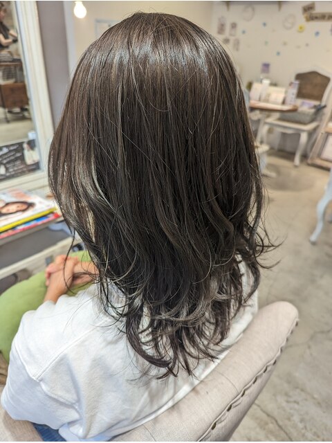 暖かい季節におすすめのヘアカラー