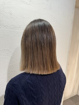 アジールヘア 池袋東口店(agir hair) 切りっぱなしボブバレイヤージュ美髪ベージュ系カラー池袋