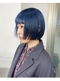 くすみブルーカラーハイトーンブルーボブ