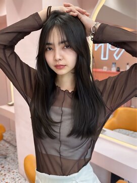 ボタン シブヤ(VOTAN SHIBUYA) 韓国ヘア/顔まわりカット/くびれヘア/前髪あり/