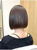 前下がりボブ 切りっぱなしボブ ショートボブ 縮毛矯正 髪質改善