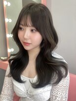 ボタン シブヤ(VOTAN SHIBUYA)&nbsp;オリーブ/グレージュ/韓国ヘア/渋谷/レイヤー/顔まわり