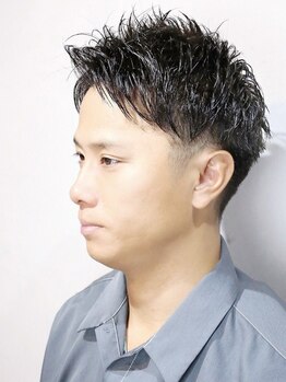 男性専門理容室で、大人の男性を磨く洗練されたスタイルに。男性特有のお悩みにもしっかり対応◎