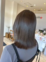 ユーミー(yume by aura)&nbsp;【ツヤ感】透明感アッシュグレージュミディ