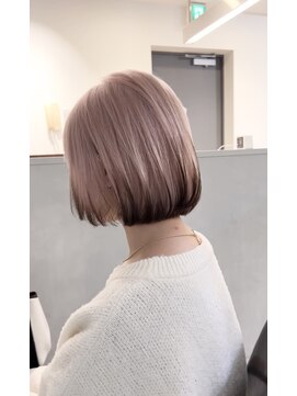 アンドソー 池袋(&so.) ハイトーンカラー/ホワイトブロンド/レイヤーカット/池袋