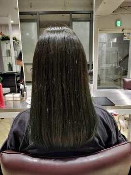 銀座ラボ 千葉店(LA BO) 艶髪ナチュラルストレート¥オリーブカラー