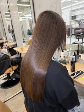 マジコ 表参道(Magico) Ribbon Straight×艶感美容液care【表参道/縮毛矯正】