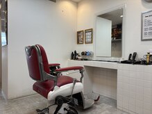 ザ クラブ オオサカ バーバーショップ(THE CLUB OSAKA BARBERSHOP)