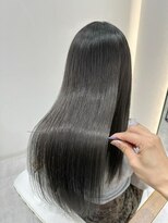 ジーナ 吉塚(Zina)&nbsp;暗髪 ダークオリーブグレージュ【福田れん】博多 吉塚 美容室